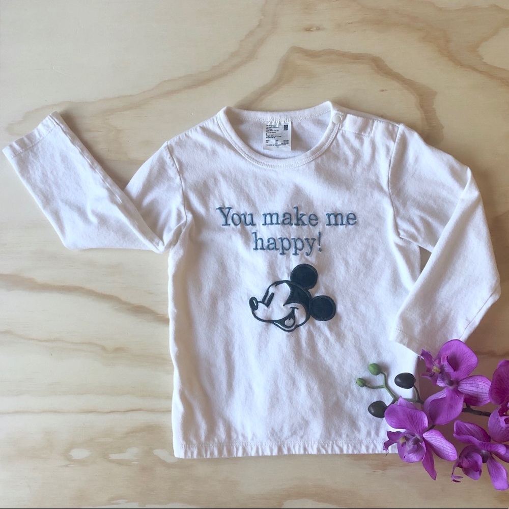 Little girl’s long sleeved shirt